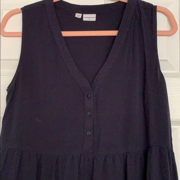 Silver Icing Tunic - Picture 2 of 5